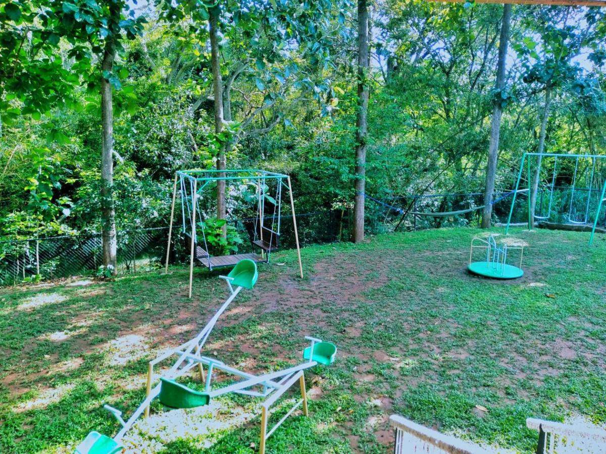 Kottawatta River Bank Resort ウダワラウェ エクステリア 写真