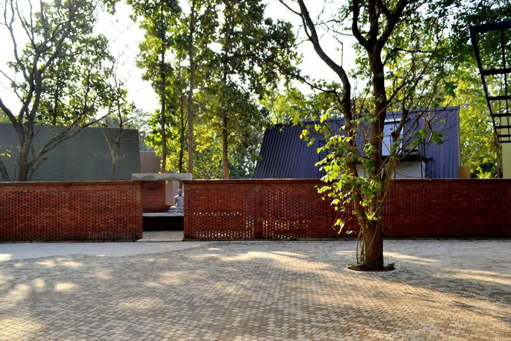 Kottawatta River Bank Resort ウダワラウェ エクステリア 写真